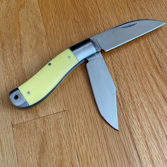 A.G.Russell Sowbelly Trapper - Picture 2 of 3